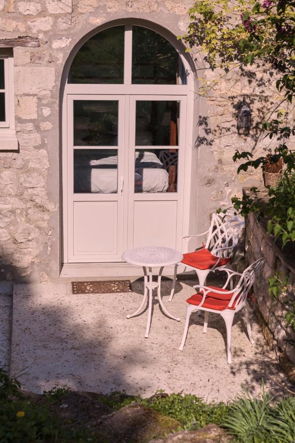 Chez Jules Et Leonie Bed & Breakfast Valmondois Bagian luar foto